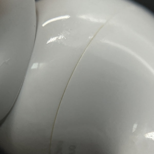 【中古】AirPods Pro (第2世代) MQD83J/A【秋葉原】
