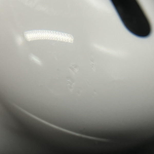 【中古】AirPods Pro (第2世代) MQD83J/A【秋葉原】