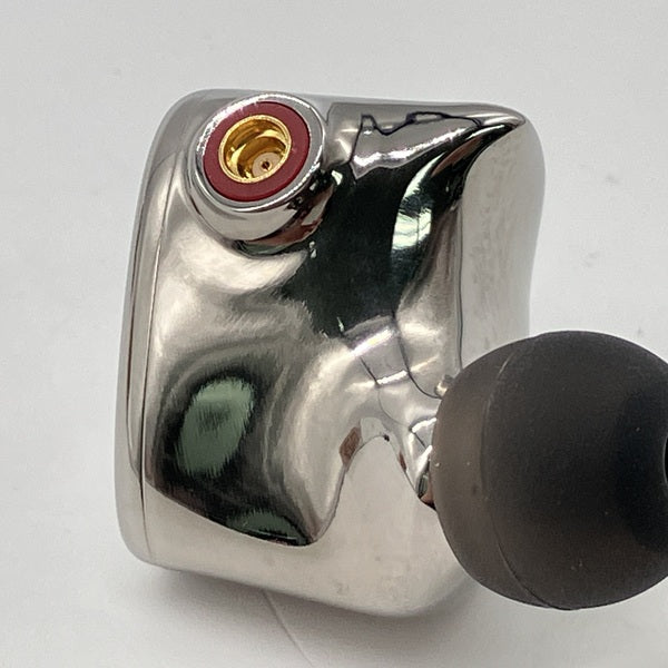 【中古】FX17 【FIO-IEM-FX17-S】【秋葉原】
