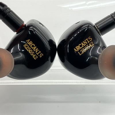 【中古】Arcanis【日本橋】