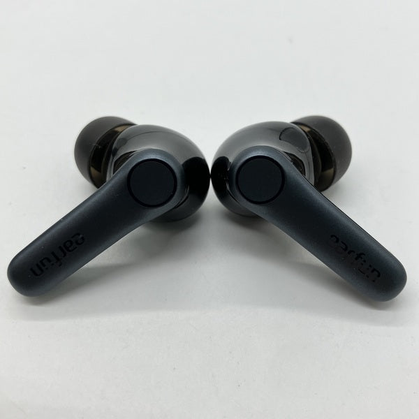 【中古】Air Pro 4 - Black【秋葉原】