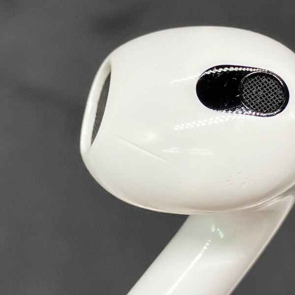 Apple 【中古】Airpods MME73J/A 3rd Generation【秋葉原】 – e