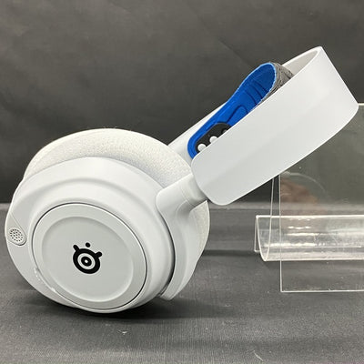 【中古】Arctis Nova 7P Wireless White 【61561J】【秋葉原】