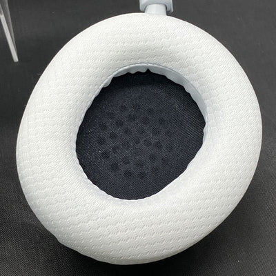 【中古】Arctis Nova 7P Wireless White 【61561J】【秋葉原】