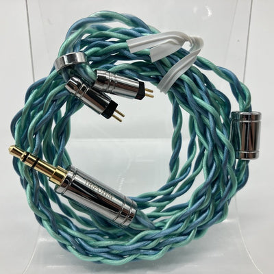 【中古】Aurora (3.5mm - 2Pin)【秋葉原】