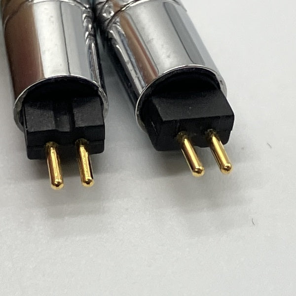 【中古】Aurora (3.5mm - 2Pin)【秋葉原】