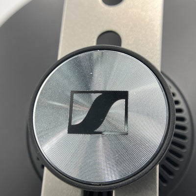 【中古】MOMENTUM Wireless ノイズキャンセルヘッドホン【M3AEBTXL Black】【秋葉原】