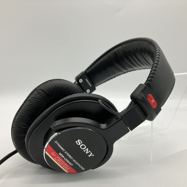 新品未使用 SONY MDR-CD900ST Amazon.com: Sony MDR-CD900ST Studio Monitor Stereo
