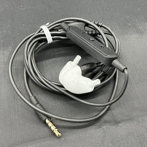 【中古】AONIC4 ホワイト 【SE42HYW+UNI-A】【秋葉原】