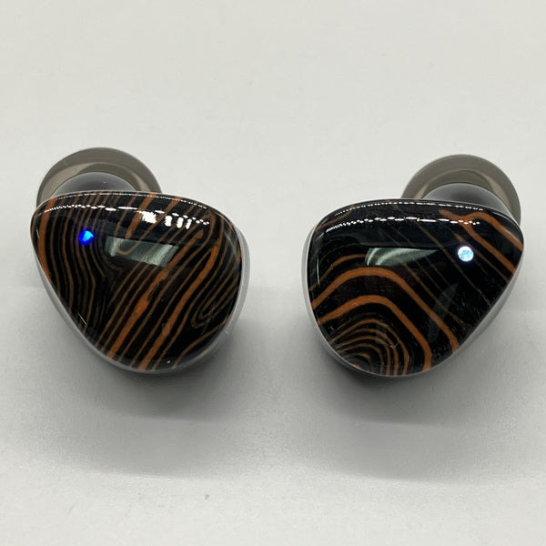 【中古】FoKus Triumph 【NOB-FOKUSTRH-B】【秋葉原】