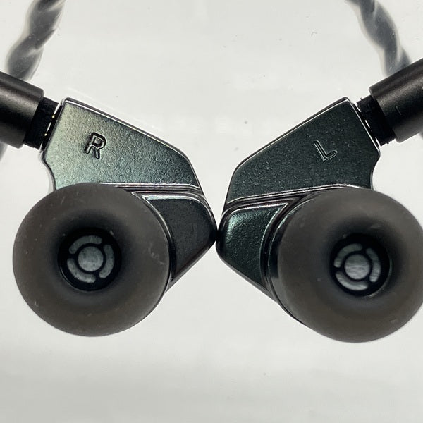 【中古】bleqk Dynabird【秋葉原】