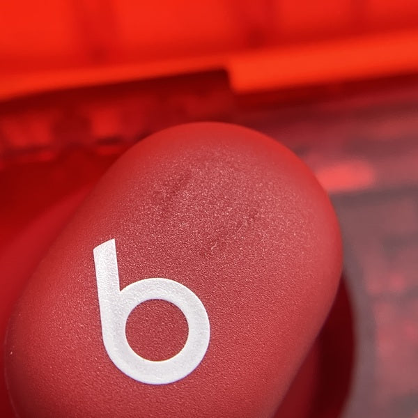 Beats Solo Buds レッド 赤 トランスペアレントレッド 中古美品 Beats by Dr. Dre 【中古】Beats Solo Buds トランスペアレント