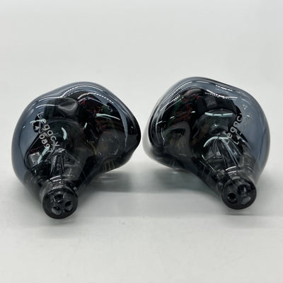 【中古】Legacy 4（ケーブル欠品）【秋葉原】