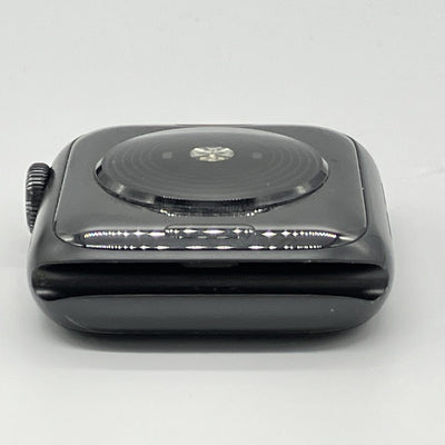 【中古】Apple Watch SE （40mm GPS）アルミニウム (Space Gray)【秋葉原】