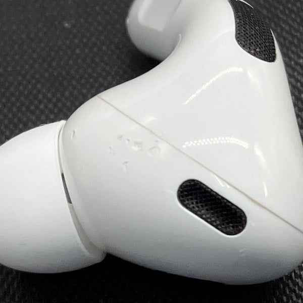 【中古】AirPods Pro (第2世代) MQD83J/A【秋葉原】