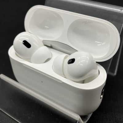 【中古】MagSafe充電ケース(USB-C)付きAirPods Pro(第2世代) MTJV3JA【秋葉原】