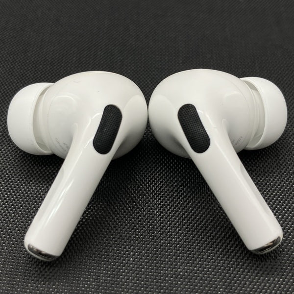 【中古】MagSafe充電ケース(USB-C)付きAirPods Pro(第2世代) MTJV3JA【秋葉原】
