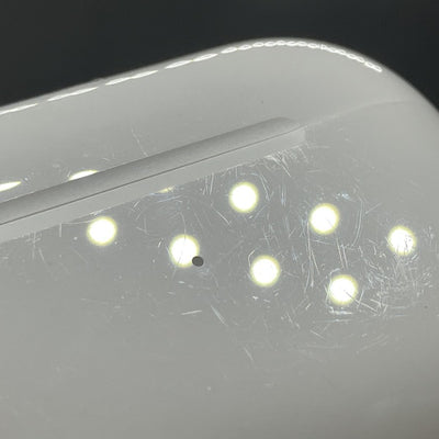 【中古】MagSafe充電ケース(USB-C)付きAirPods Pro(第2世代) MTJV3JA【秋葉原】