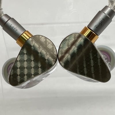 【中古】Surface【E14D】【日本橋】