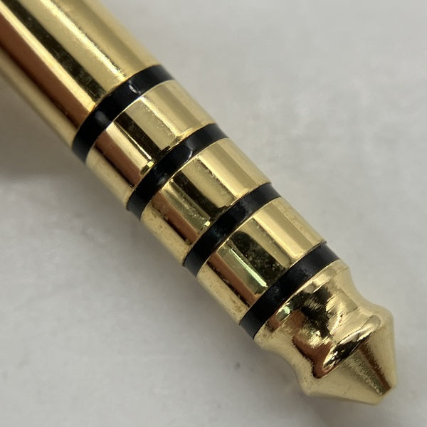 【中古】Surface【E14D】【日本橋】