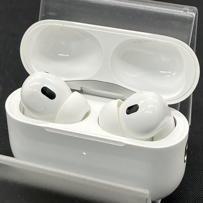 【中古】MagSafe充電ケース(USB-C)付きAirPods Pro(第2世代) MTJV3JA【日本橋】