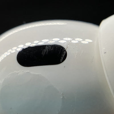 【中古】MagSafe充電ケース(USB-C)付きAirPods Pro(第2世代) MTJV3JA【日本橋】
