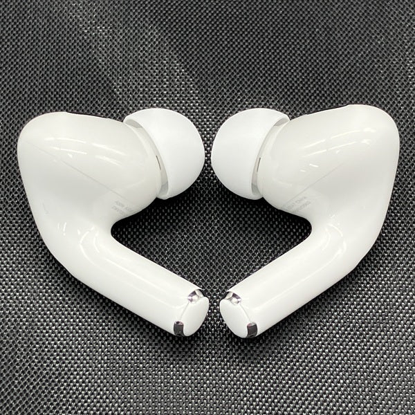 【中古】MagSafe充電ケース(USB-C)付きAirPods Pro(第2世代) MTJV3JA【秋葉原】