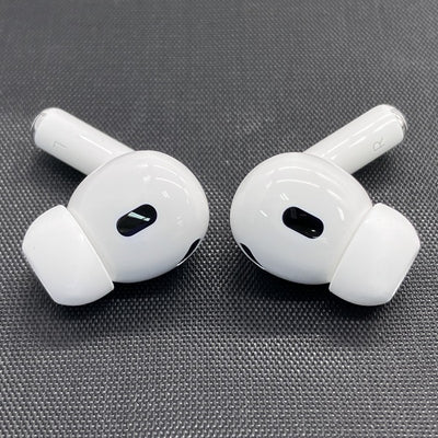 【中古】MagSafe充電ケース(USB-C)付きAirPods Pro(第2世代) MTJV3JA【秋葉原】