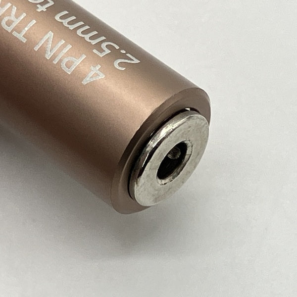 【中古】2.5mm 4極バランスドプラグ → 3.5mm 4極バランスドジャック変換アダプター【秋葉原】