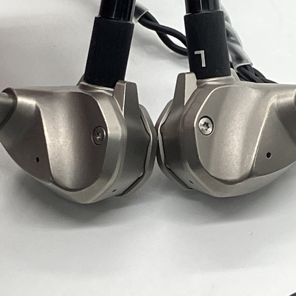 【中古】Typ821 【MDO-T821-TI】【秋葉原】