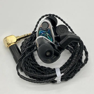 【中古】Nio 【64A-8434】【秋葉原】
