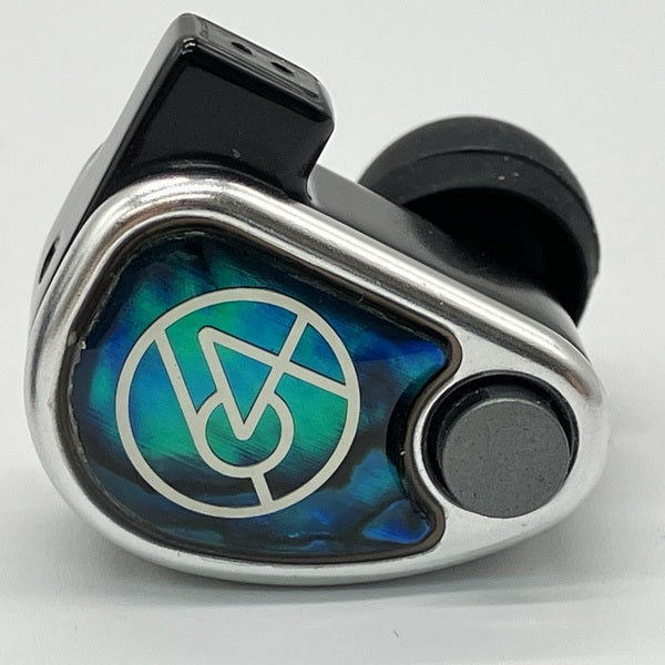 【中古】Nio 【64A-8434】【秋葉原】