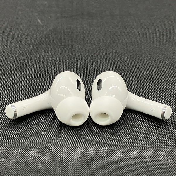 【中古】MagSafe充電ケース(USB-C)付きAirPods Pro(第2世代) MTJV3JA【秋葉原】