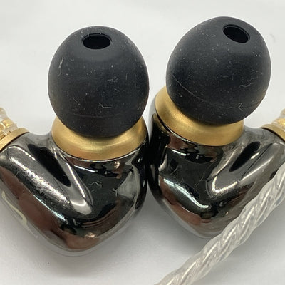 【中古】ADVAR【日本橋】