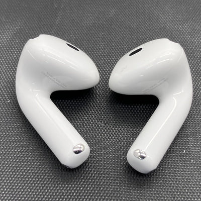 【中古】AirPods 4 MXP93J/A（アクティブノイズキャンセリング搭載）【秋葉原】