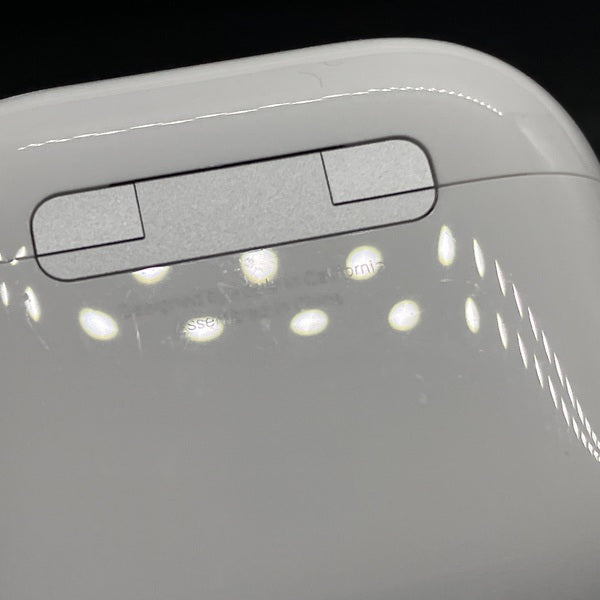 【中古】AirPods 4 MXP93J/A（アクティブノイズキャンセリング搭載）【秋葉原】