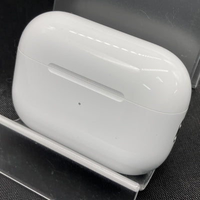 【中古】MagSafe充電ケース(USB-C)付きAirPods Pro(第2世代) MTJV3JA【秋葉原】