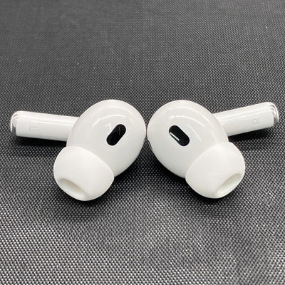 【中古】MagSafe充電ケース(USB-C)付きAirPods Pro(第2世代) MTJV3JA【秋葉原】