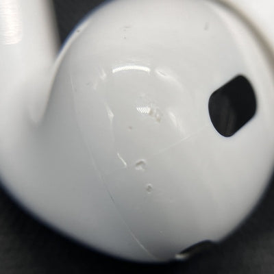 【中古】MagSafe充電ケース(USB-C)付きAirPods Pro(第2世代) MTJV3JA【秋葉原】