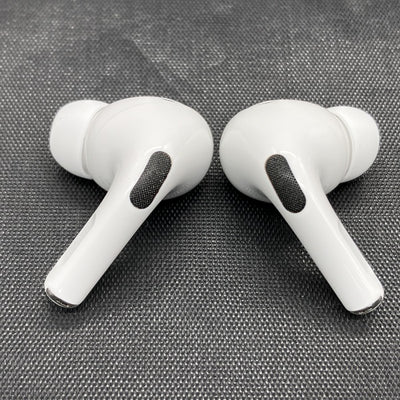【中古】MagSafe充電ケース(USB-C)付きAirPods Pro(第2世代) MTJV3JA【秋葉原】