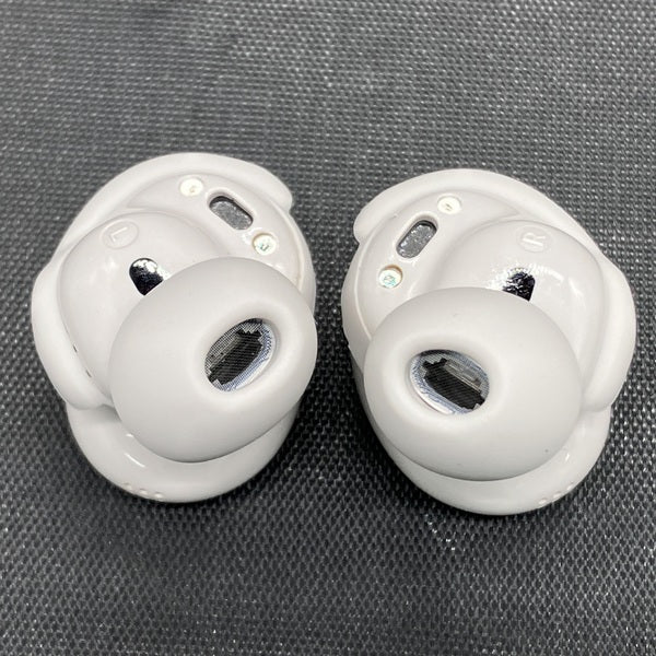 【中古】QuietComfort Earbuds White Smoke【秋葉原】