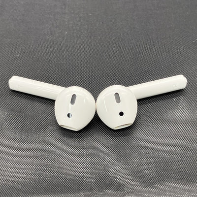 【中古】AirPods with Charging Case MV7N2J/A【秋葉原】