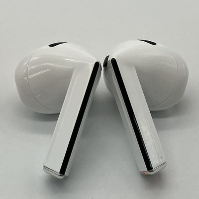 【中古】Galaxy Buds3 ホワイト 【SM-R530NZWAXJP】【日本橋】