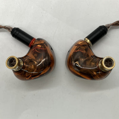 【中古】HX4 (3BA+1DD)【秋葉原】