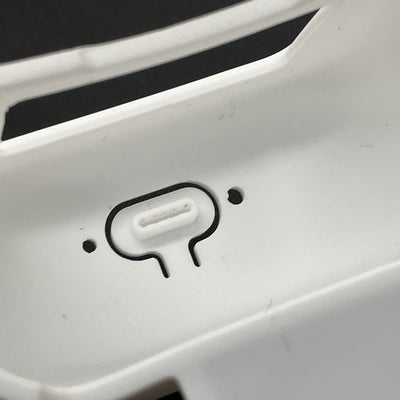 【中古】JBL TOUR PRO 3用シリコンケース White【秋葉原】