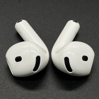 【中古】AirPods 4 MXP93J/A（アクティブノイズキャンセリング搭載）【秋葉原】