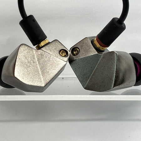 final 【中古】B2 【FI-B2BSSD】【秋葉原】 – e☆イヤホン