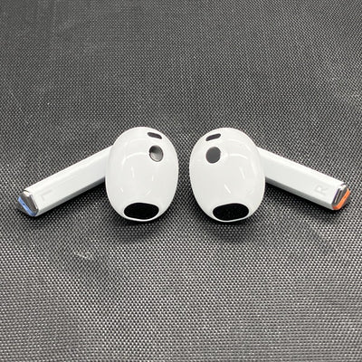 【中古】Galaxy Buds3 ホワイト 【SM-R530NZWAXJP】【秋葉原】
