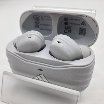 【中古】Z.N.E.01 ANC ライトグレイ【日本橋】