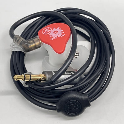 【中古】NA3 Essentials レッド&ホワイト【日本橋】